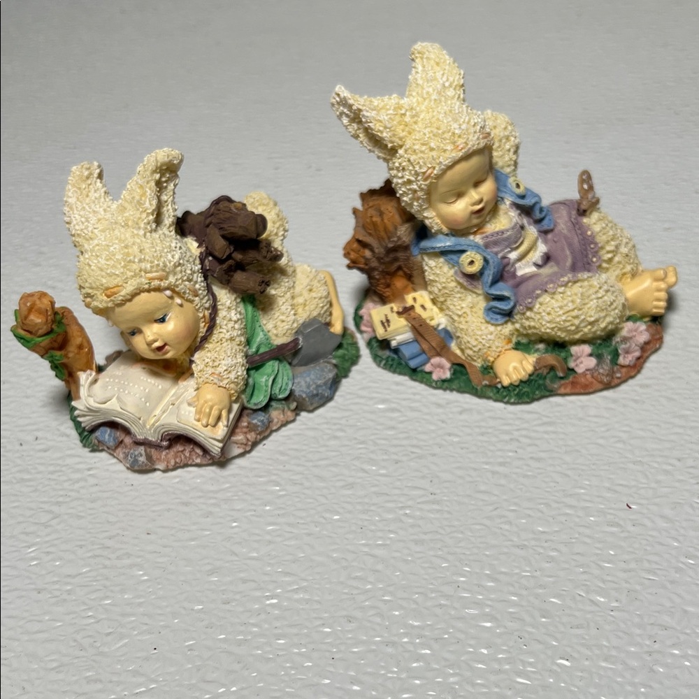 90's Three Hands Corp Easter Collection Hand Crafted Resin Bunny Set of 2